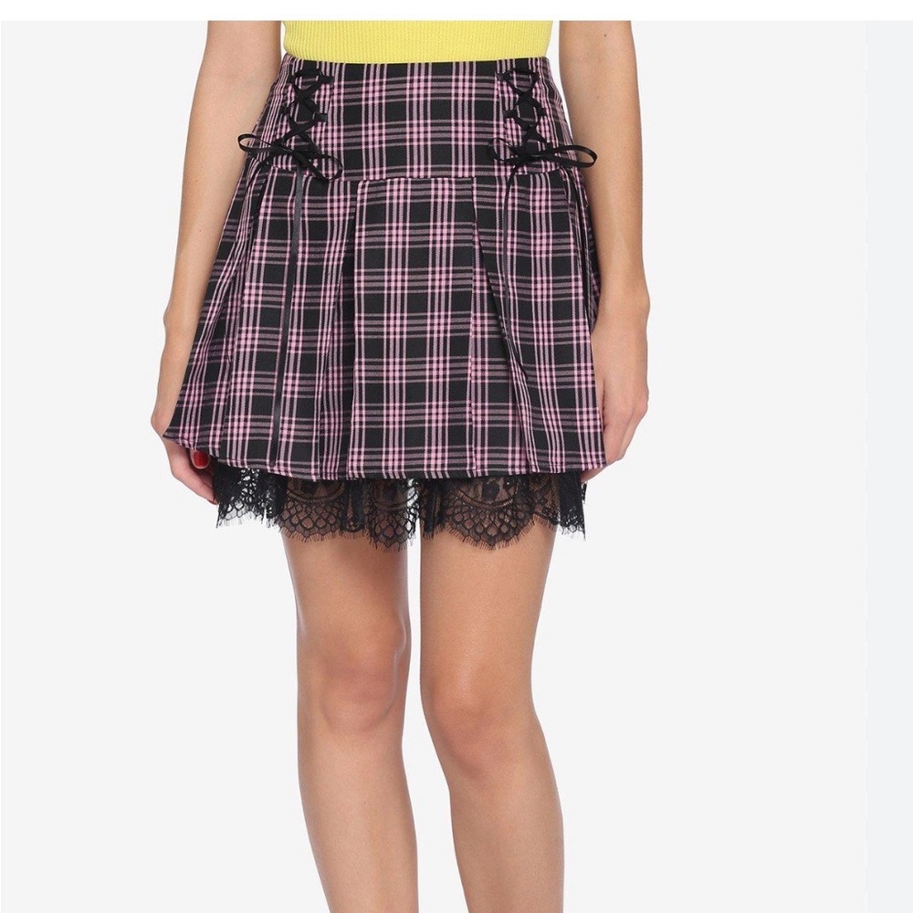 Hot Topic Plaid Mini Skirt with Lace Trim - Black/Pink